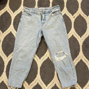 Abercrombie & fitch curve love the mom high rise